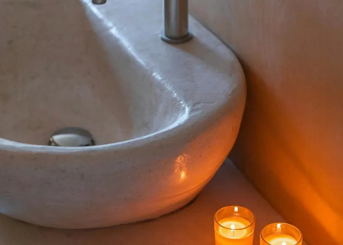 بيت للعطل Traditional Puglian Trullo أوستوني