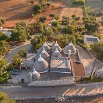 Traditional Puglian Trullo Feriehus *
