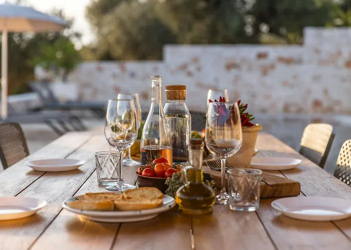בית נופש Traditional Puglian Trullo *