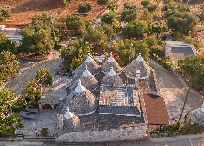 Traditional Puglian Trullo בית נופש *